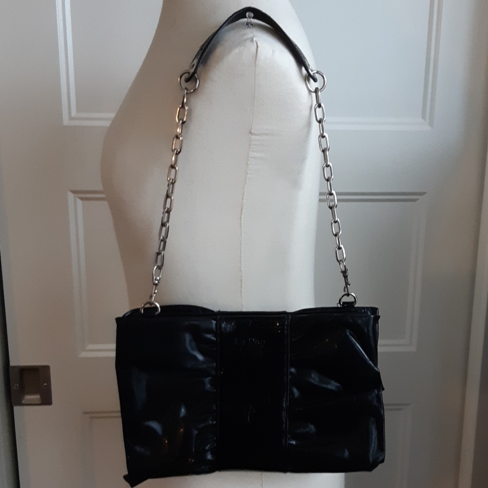 La Diva leather purse